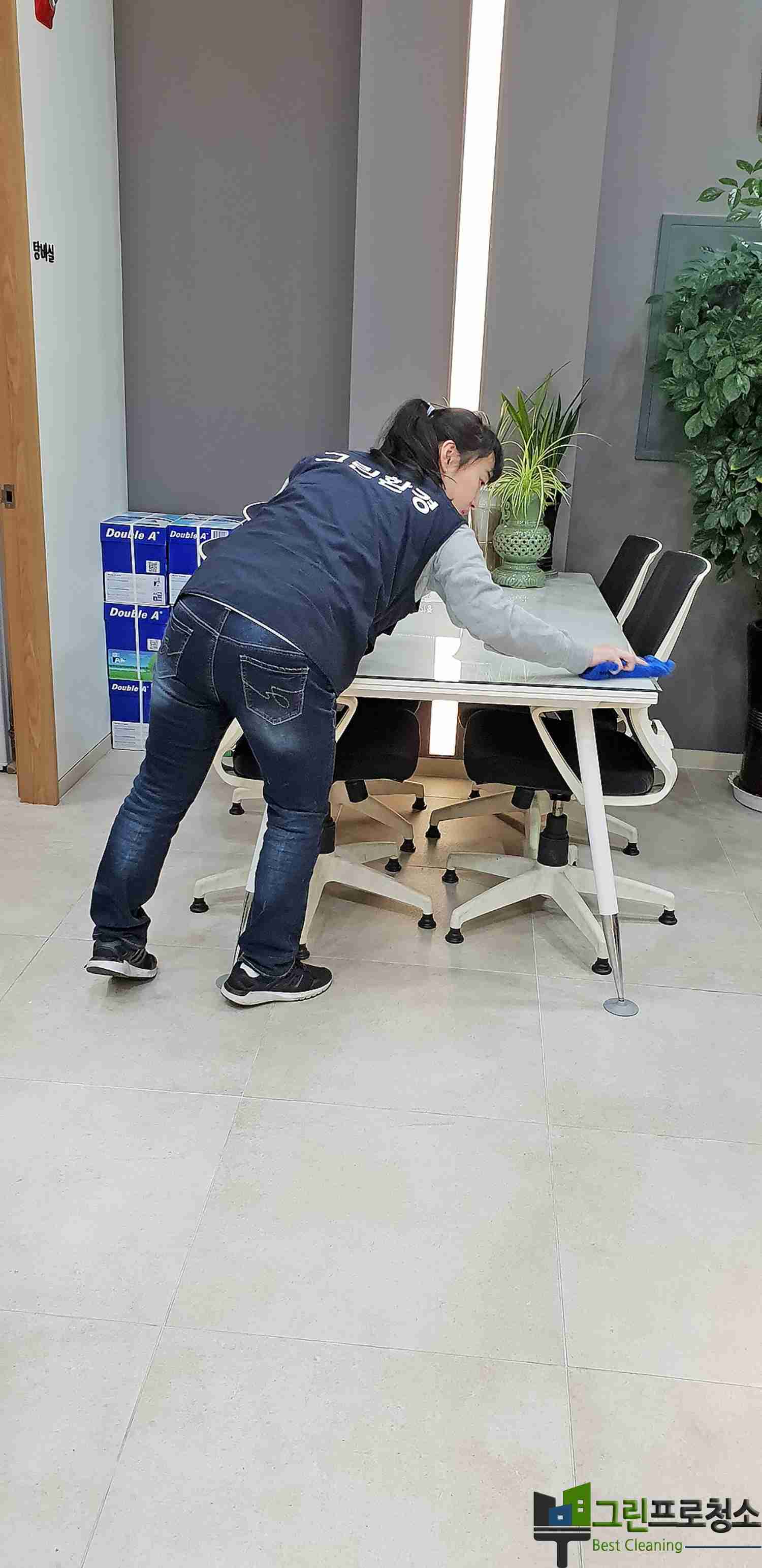광교 사무실 평일 매일 청소 이미지 3