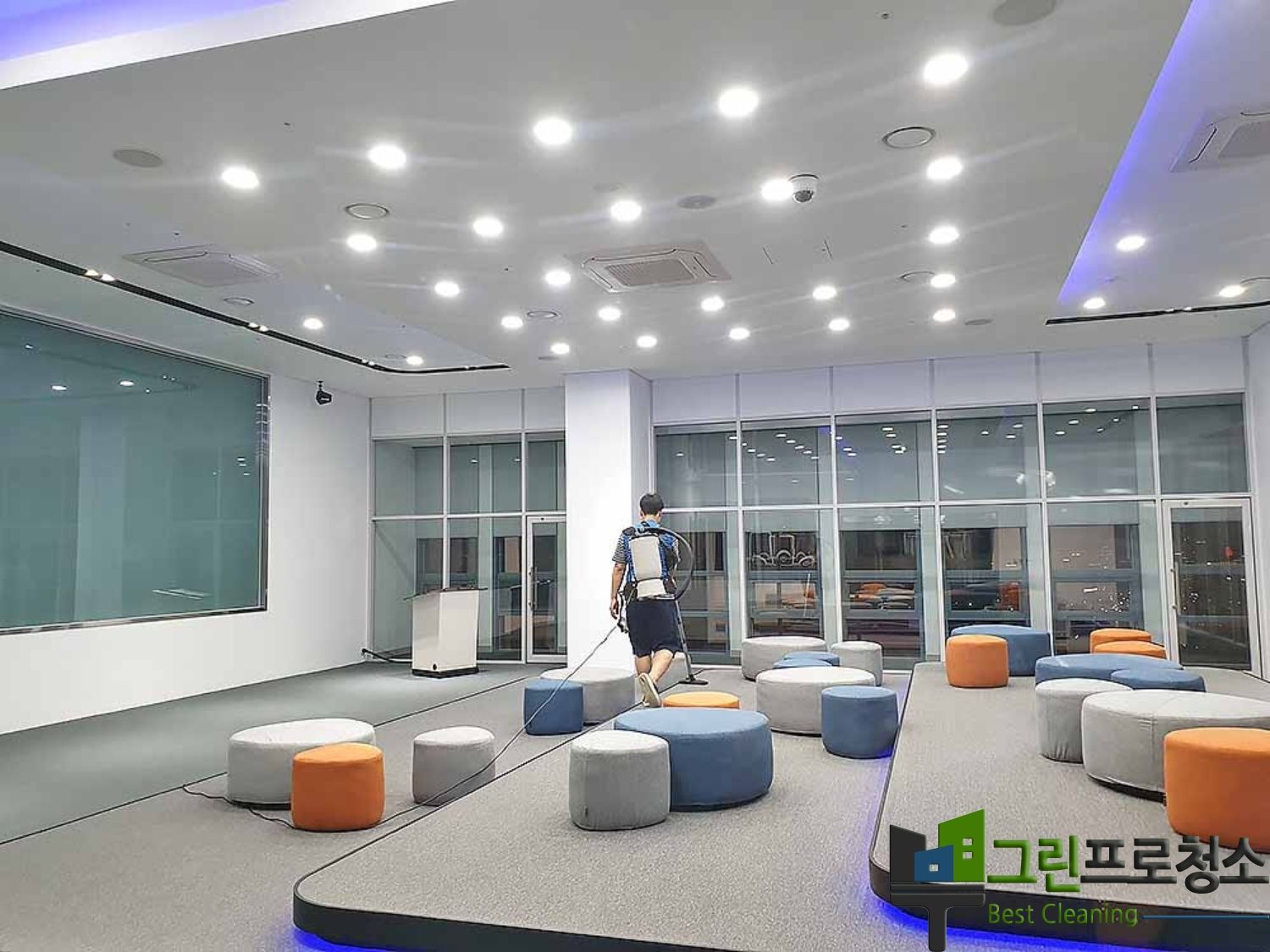 계절별 창틀먼지 제거